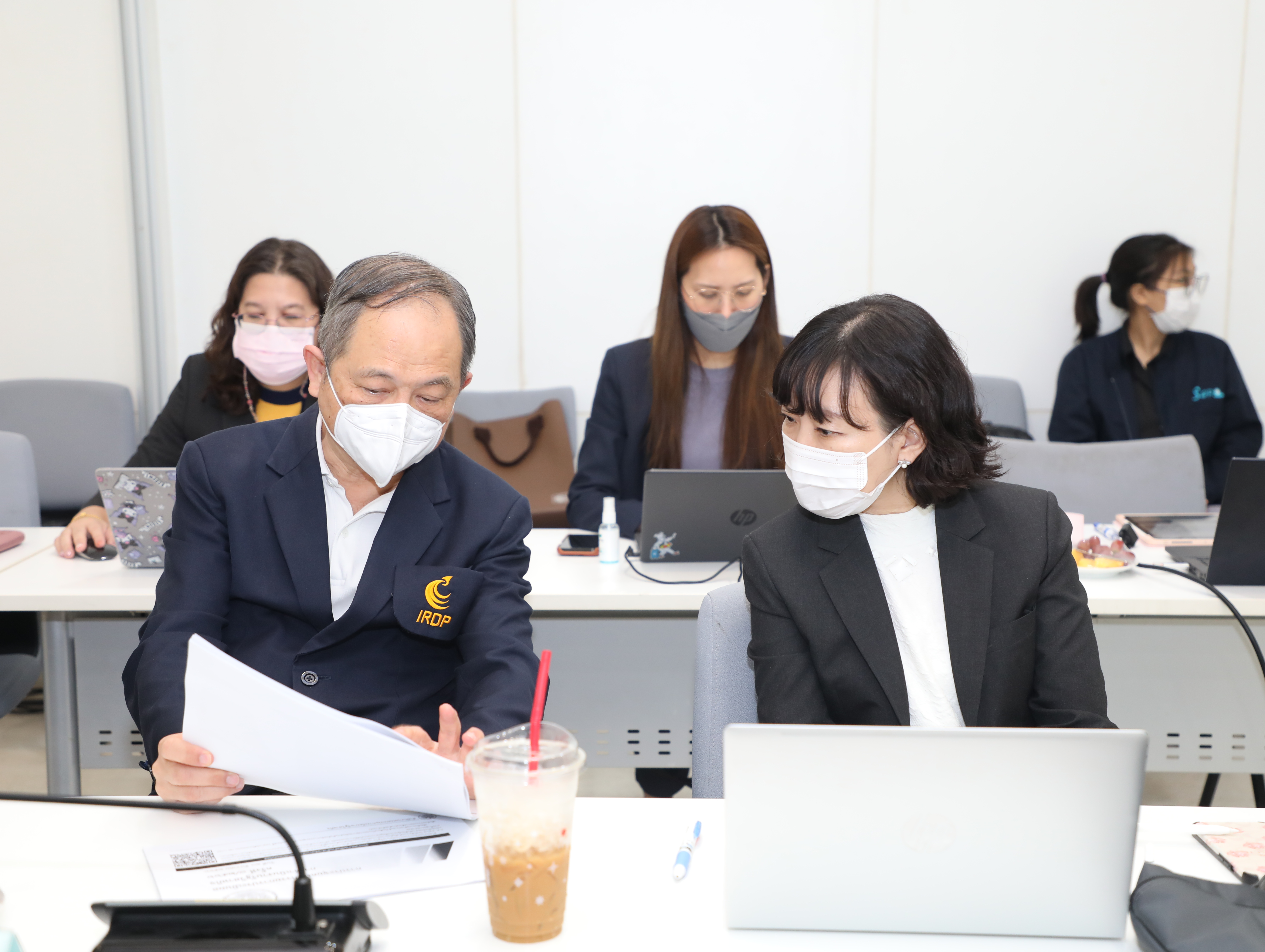 สคร. ได้จัดการประชุมคณะกรรมการประเมินผลการดำเนินงานรัฐวิสาหกิจ ครั้งที่ 8/2566 