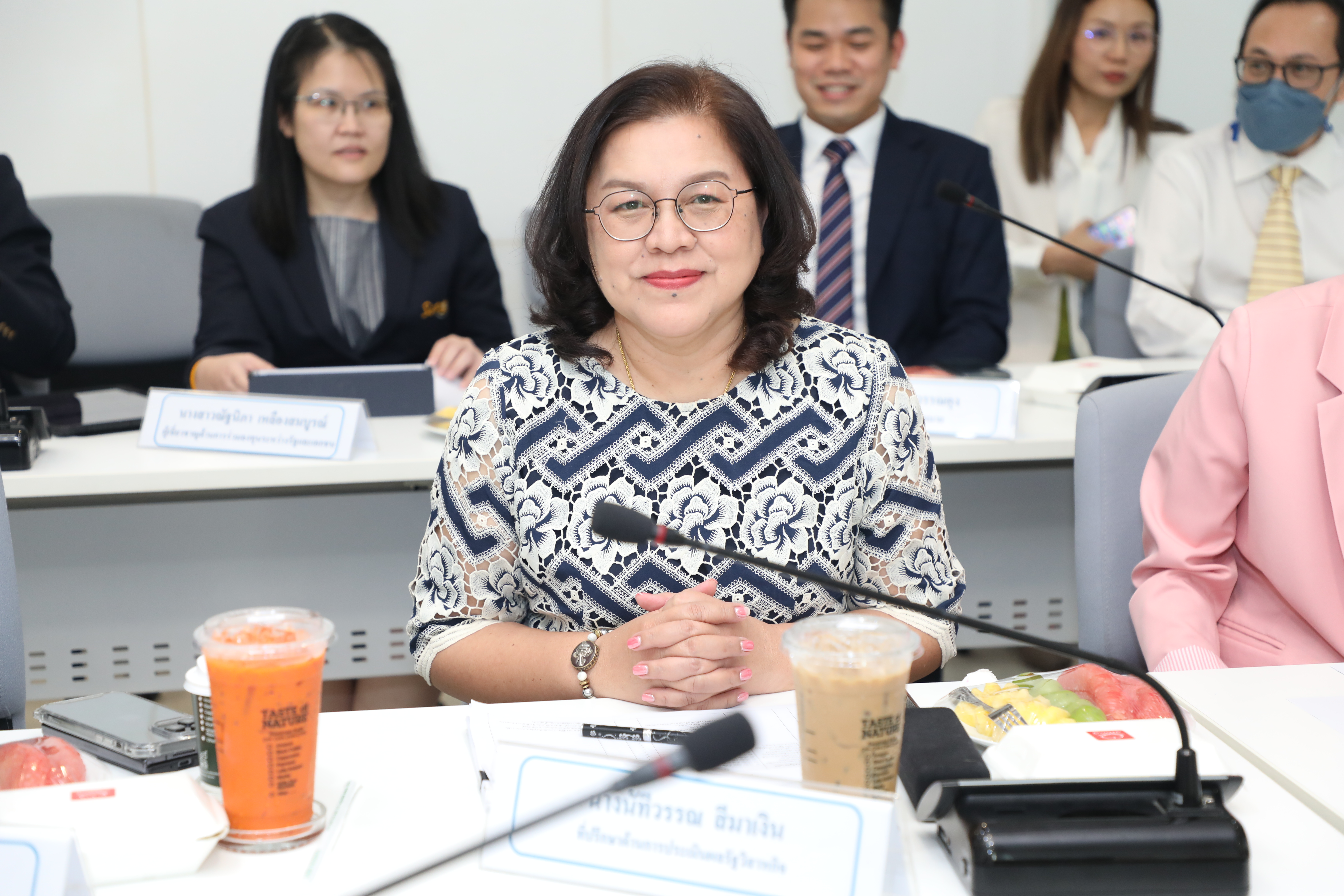 นายเผ่าภูมิ โรจนสกุล เลขานุการรัฐมนตรีว่าการกระทรวงการคลัง เข้าตรวจเยี่ยมพร้อมมอบนโยบายการปฏิบัติงานให้กับ สคร.