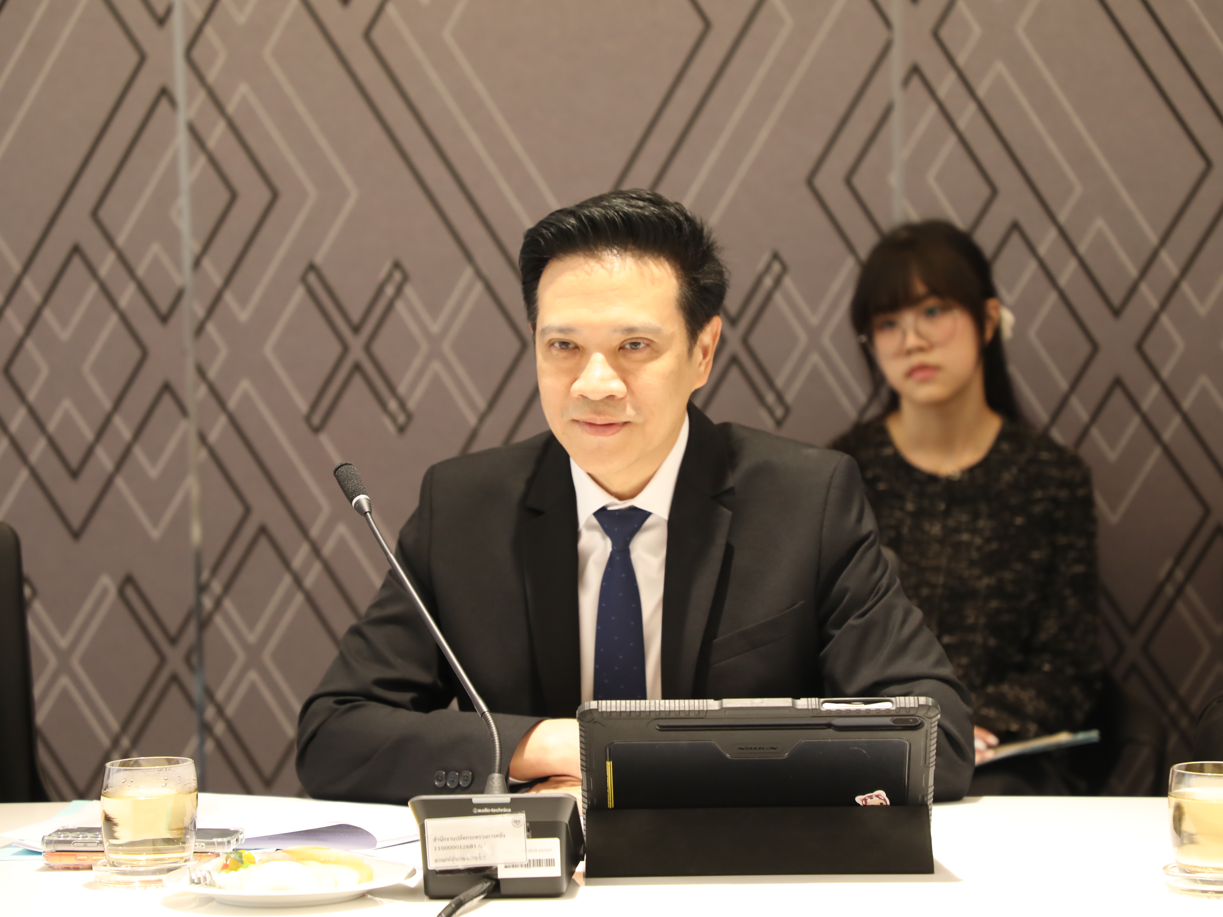 สคร. ต้อนรับคณะผู้แทนกระทรวงการคลังจากรัฐบาลบังกลาเทศโดยมีการแลกเปลี่ยนประสบการณ์การกำกับดูแลรัฐวิสาหกิจ และด้านการจัดเก็บรายได้ที่ไม่ใช่ภาษี (Non-Tax Revenue) เมื่อวันที่ 27 มกราคม 2569 ณ ห้องประชุม 15-5 ชั้น 15 สคร.