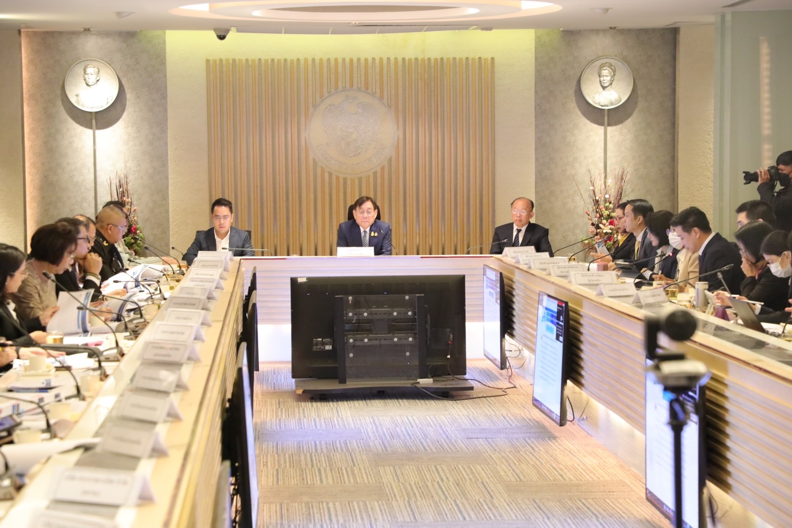 สคร. เข้าร่วมการประชุมคณะกรรมการติดตามเร่งรัดการเบิกจ่ายงบประมาณและการใช้จ่ายภาครัฐ  ครั้งที่ 3/2567