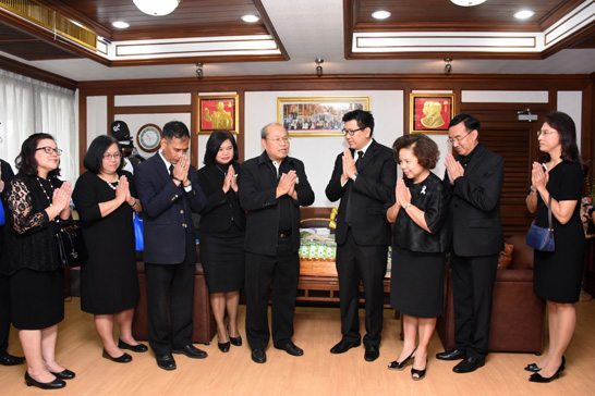 สคร. ร่วมอวยพรปีใหม่ 2560 แด่นายพิศิษฐ์ ลีลาวชิโรภาส ผู้ว่าการตรวจเงินแผ่นดิน