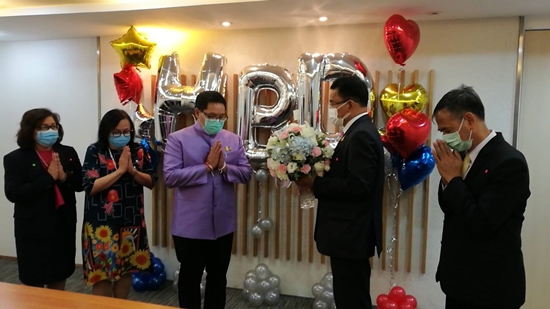 สคร. ร่วมอวยพรวันคล้ายวันเกิด รมว.กระทรวงการคลัง