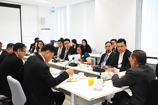 รมว. แรงงาน เข้าหารือเรื่องแรงงานรัฐวิสาหกิจกับ สคร. 