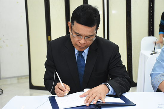 สคร.  ร่วมลงนามถวายพระพรสมเด็จพระกนิษฐาธิราชเจ้า กรมสมเด็จพระเทพรัตนราชสุดาฯ สยามบรมราชกุมารี