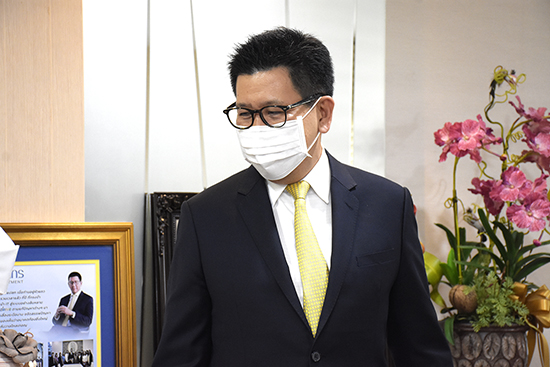 สคร. ร่วมแสดงความยินดีกับอธิบดีกรมสรรพสามิต เนื่องในโอกาสเข้ารับตำแหน่งใหม่