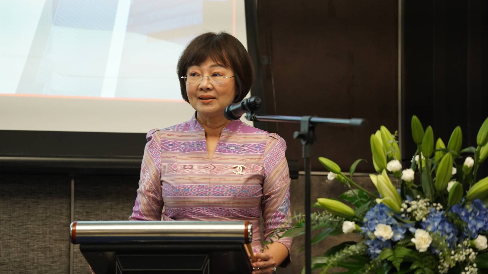 สำนักงานคณะกรรมการนโยบายรัฐวิสาหกิจ จัดงานสัมมนาโครงการศึกษาแนวทางเพื่อสนับสนุนและรองรับการดำเนินการ เข้าสู่การเป็นสมาชิกองค์การเพื่อความร่วมมือทางเศรษฐกิจและการพัฒนา และการจัดทำความตกลงการค้าเสรี ระหว่างประเทศไทย กับสหภาพยุโรปในส่วนของรัฐวิสาหกิจ