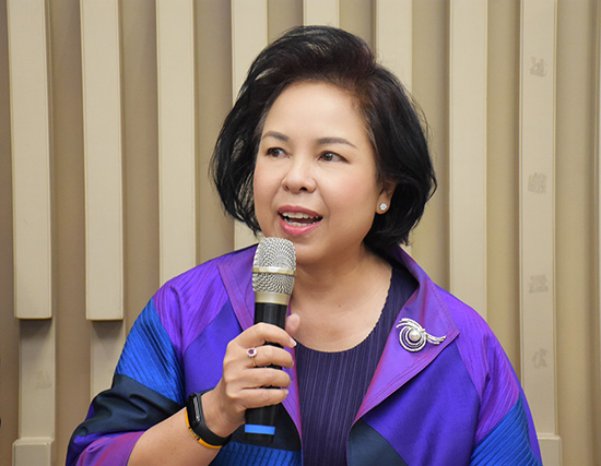 สคร. ร่วมแสดงความยินดีกับนางปานทิพย์ ศรีพิมล เนื่องในโอกาสเข้าดำรงตำแหน่ง ผู้อำนวยการ สคร.