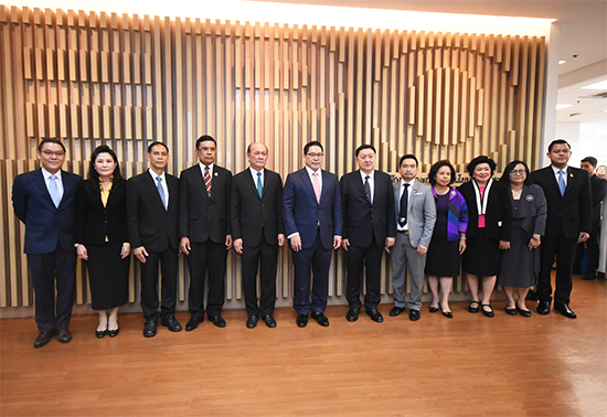 รัฐมนตรีว่าการกระทรวงการคลังพร้อมคณะตรวจเยี่ยม สคร.