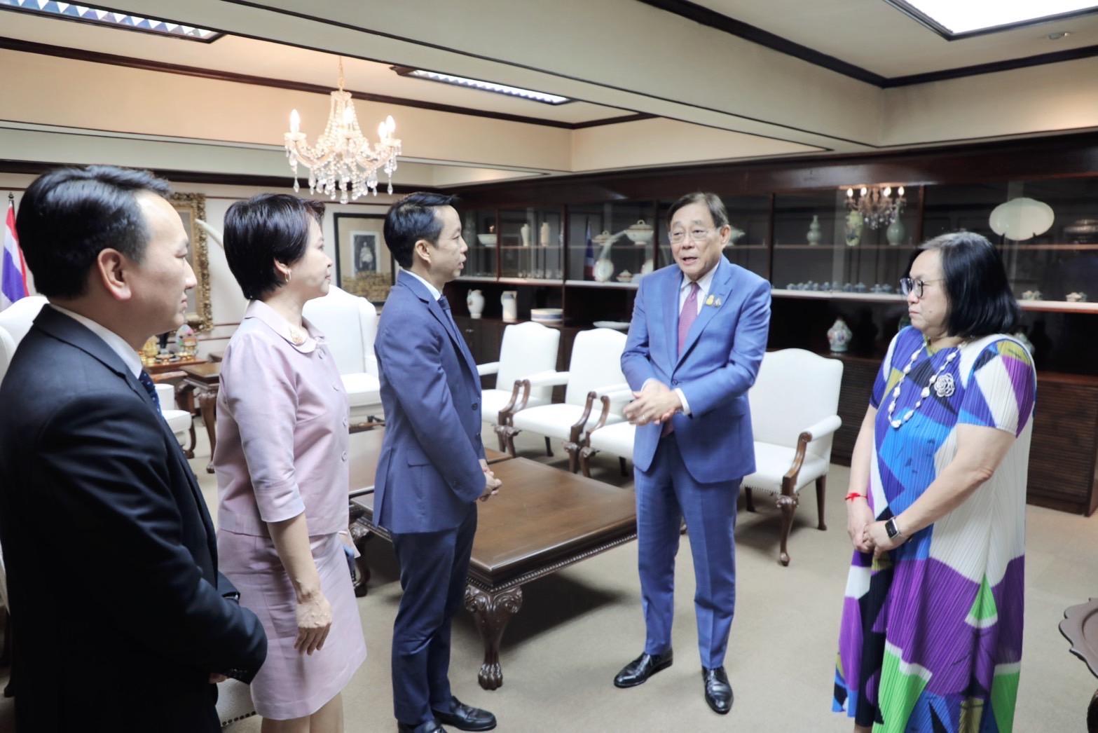 สคร. ร่วมเเสดงความยินดีกับนายพิชัย ชุณหวชิร เนื่องในโอกาสเข้ารับดำรงตำเเหน่งรัฐมนตรีว่าการกระทรวงการคลัง