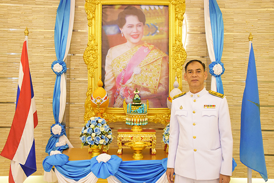 สคร.ร่วมพิธีทำบุญตักบาตรพระสงฆ์และพิธีลงนามถวายพระพร เนื่องในโอกาสวันเฉลิมพระชนมพรรษา สมเด็จพระบรมราชชนนีพันปีหลวง