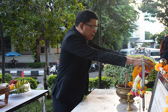 สักการะสิ่งศักดิ์สิทธิ์ประจำกระทรวงการคลัง เนื่องในวันคล้ายวันสถาปนา สคร. ครบรอบ 18 ปี