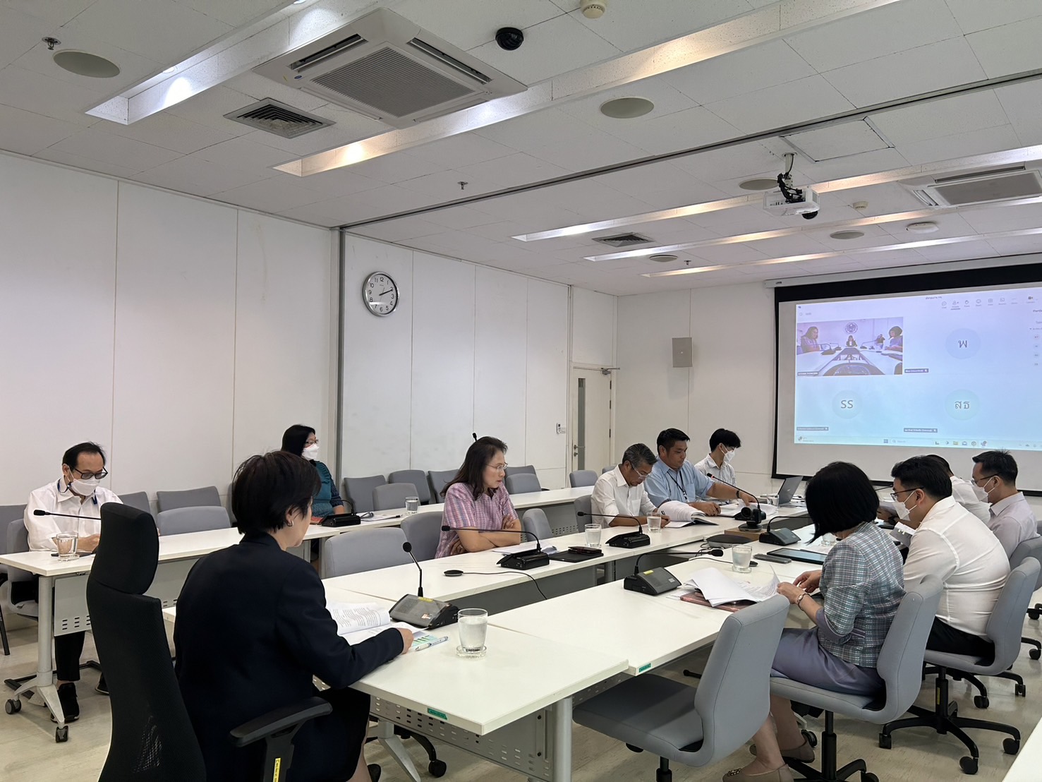 สคร. จัดประชุมคณะกรรมการกลั่นกรองผลการประเมินผลการปฏิบัติราชการของข้าราช สคร. ครั้งที่ 1/2567