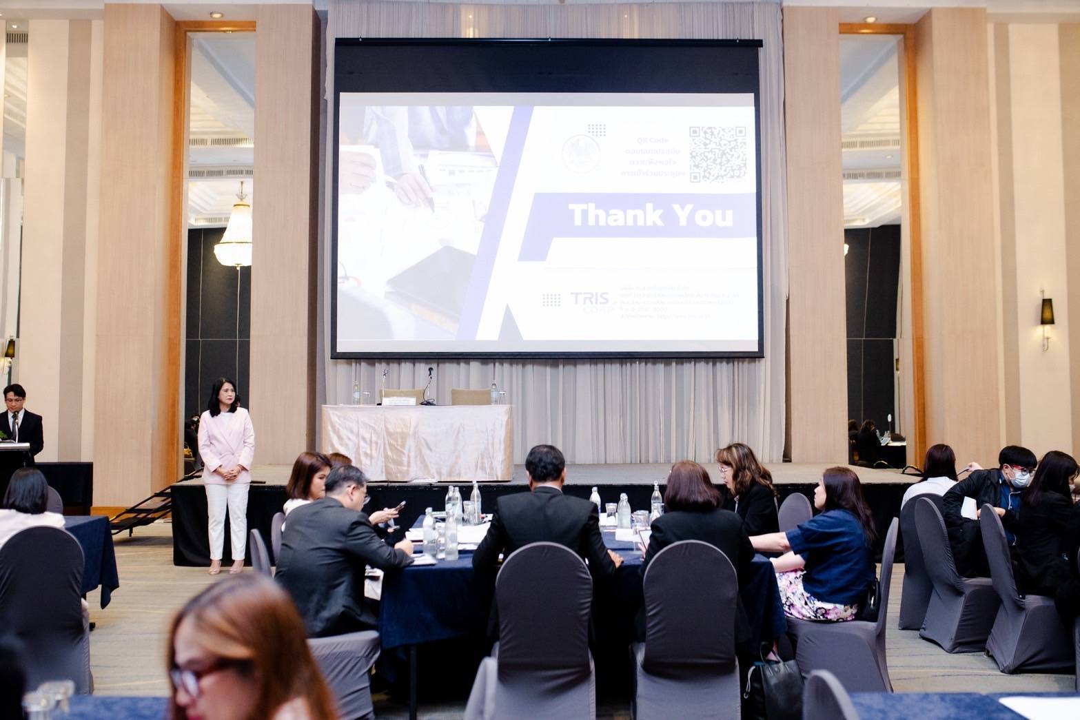 สำนักงานคณะกรรมการนโยบายรัฐวิสาหกิจ ร่วมกับ บริษัท ทริส คอร์ปอเรชั่น จำกัด จัดงานประชุมรับฟังความคิดเห็นภายใต้โครงการจ้างที่ปรึกษา เพื่อศึกษาระบบค่าตอบแทนกรรมการและผู้บริหารของรัฐวิสาหกิจ และการประชุมกลุ่มย่อย (Focus Group)