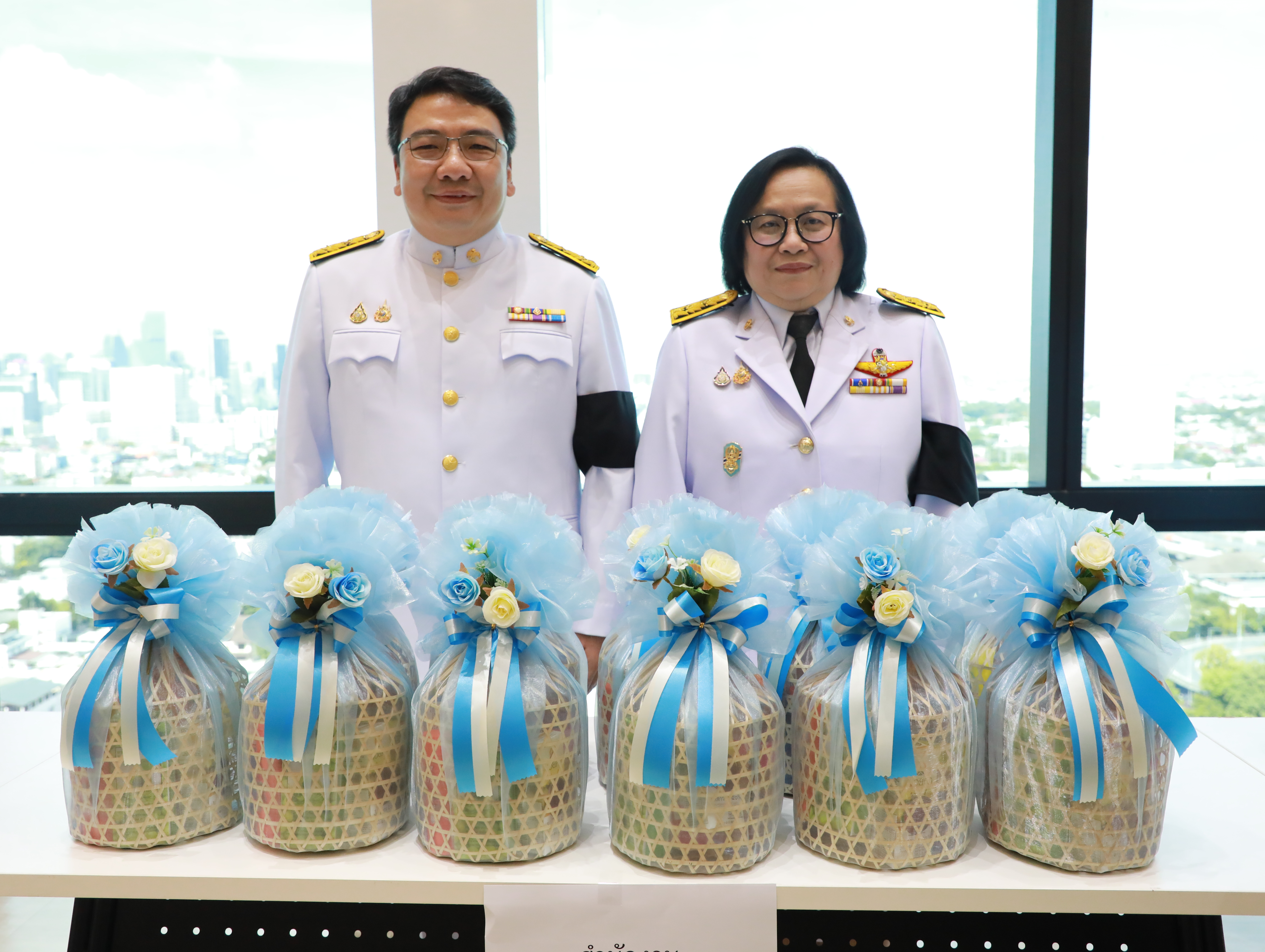 สำนักงานคณะกรรมการนโยบายรัฐวิสาหกิจ เข้าร่วมพิธีเจริญพระพุทธมนต์และทำบุญตักบาตร ถวายเป็นพระกุศลแด่สมเด็จพระอริยวงศาคตญาณ สมเด็จพระสังฆราช สกลมหาสังฆปริณายก เนื่องในโอกาสฉลองพระชนมายุ 99 พรรษา 26 มิถุนายน 2569