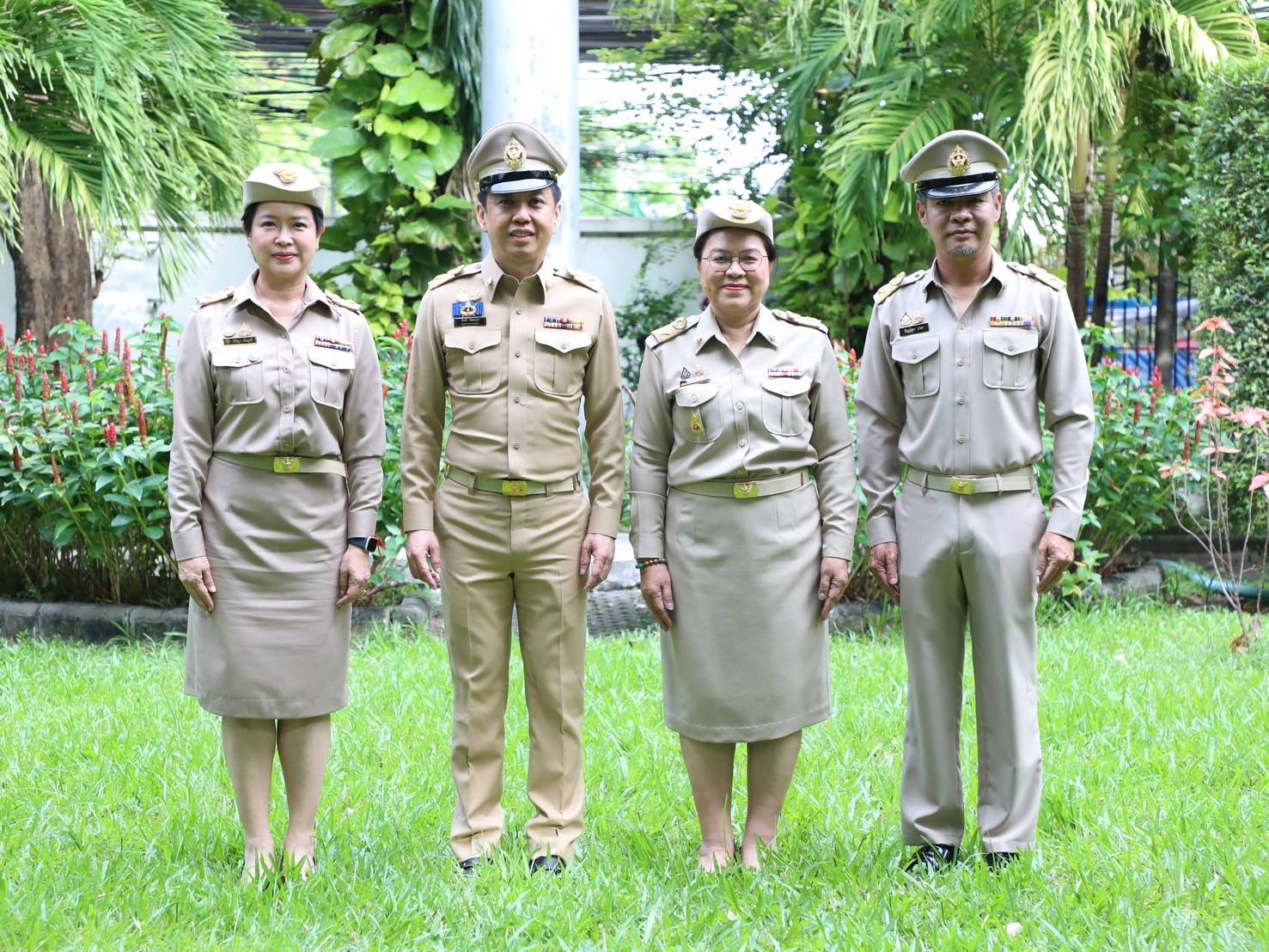 สำนักงานคณะกรรมการนโยบายรัฐวิสาหกิจ เข้าร่วมกิจกรรมเคารพธงชาติไทย และร่วมร้องเพลงชาติไทย เนื่องในวันพระราชทานธงชาติไทย (Thai National Flag Day) 28 กันยายน ประจำปี 2568