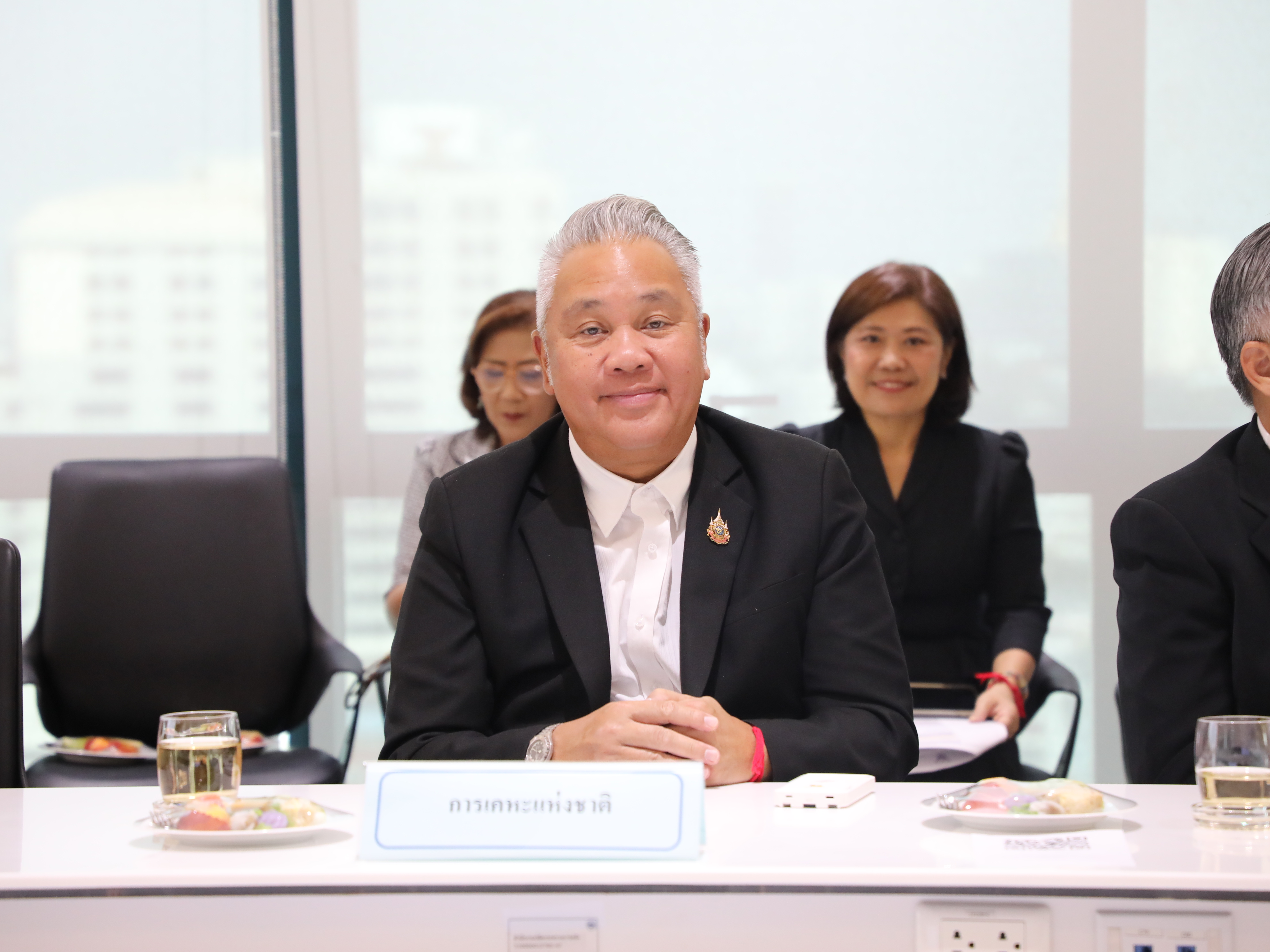 นายลวรณ แสงสนิท ปลัดกระทรวงการคลัง เป็นประธานการประชุมติดตามเร่งรัดการเบิกจ่ายงบลงทุนของรัฐวิสาหกิจ ประจำปี 2569