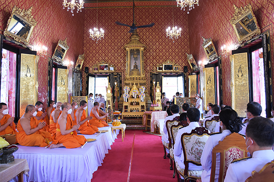 สคร. เข้าร่วมพิธีถวายผ้าพระกฐินพระราชทานกระทรวงการคลัง ประจำปี พ.ศ. 2564 