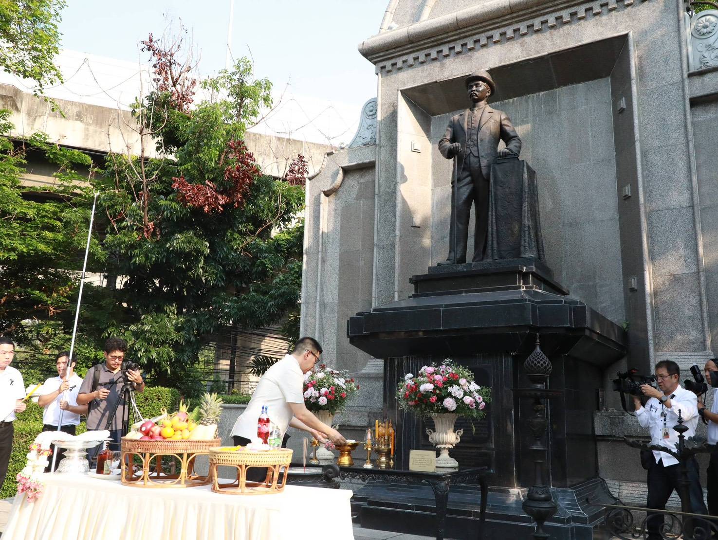 สำนักงานคณะกรรมการนโยบายรัฐวิสาหกิจ ร่วมแสดงความยินดีเนื่องในวันคล้ายวันสถาปนากระทรวงการคลัง ครบรอบ 151 ปี และได้เข้าร่วมพิธีเปิดนิทรรศการ “คลังแห่งศิลป์ น้อมภักดีพระพันปีหลวงฯ”