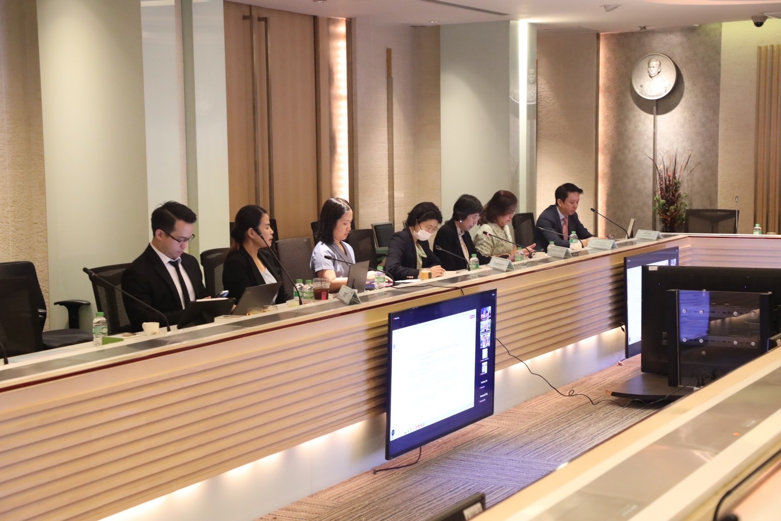 สคร. จัดการประชุมคณะกรรมการตัดสินรางวัลรัฐวิสาหกิจดีเด่น ประจำปี 2567