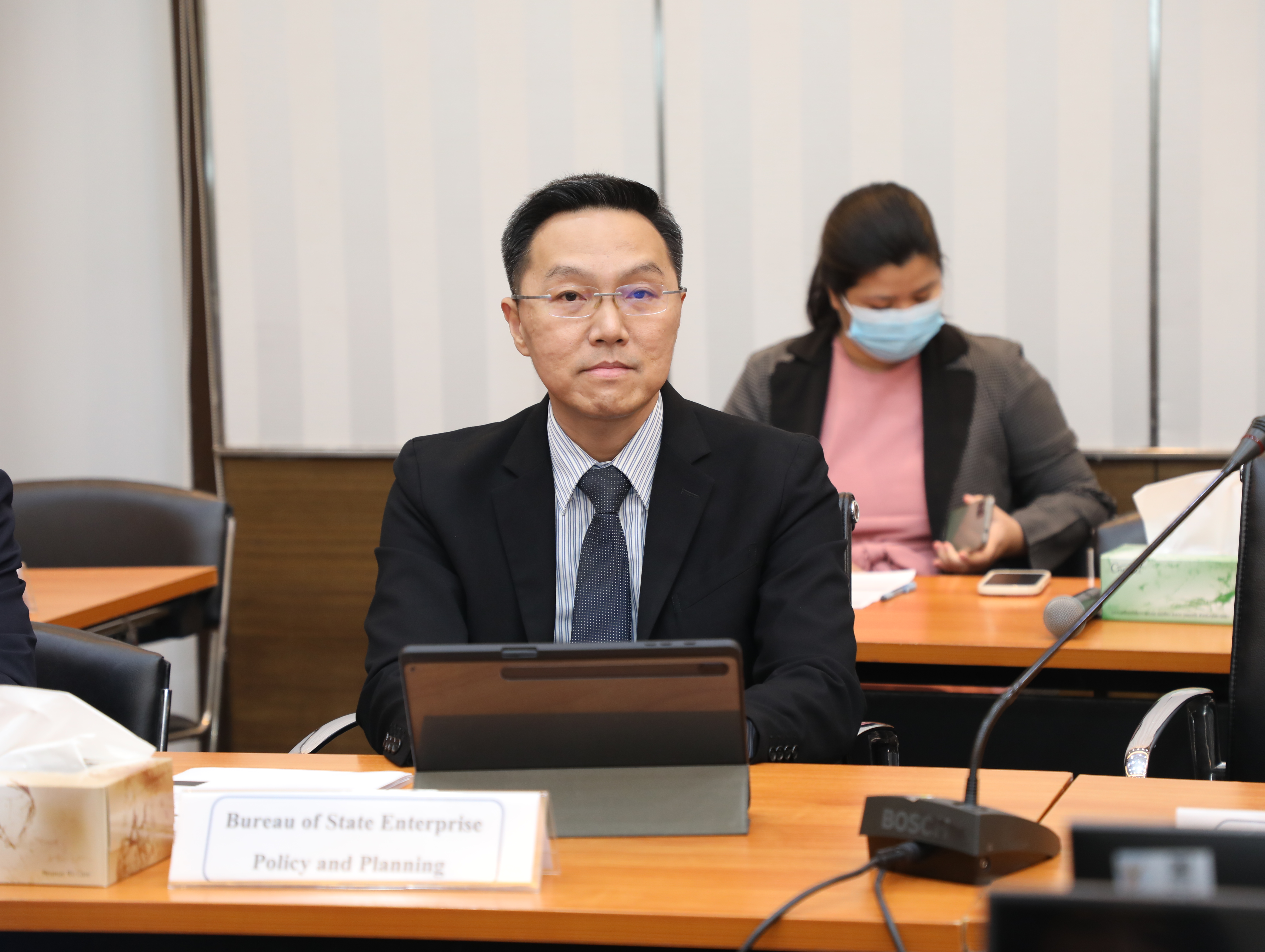 การประชุมหารือร่วมกับคณะผู้แทนองค์การเพื่อความร่วมมือทางเศรษฐกิจและการพัฒนา (OECD) สำหรับการจัดทำรายงานการประเมินสถานการณ์ของรัฐวิสาหกิจในภาพรวมด้านการกำกับดูแลกิจการที่ดีด้านการกำกับดูแลกิจการที่ดี