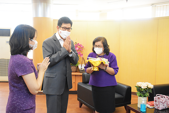 สคร. ร่วมอวยพรปีใหม่ 2564 อธิบดีกรมสรรพากร