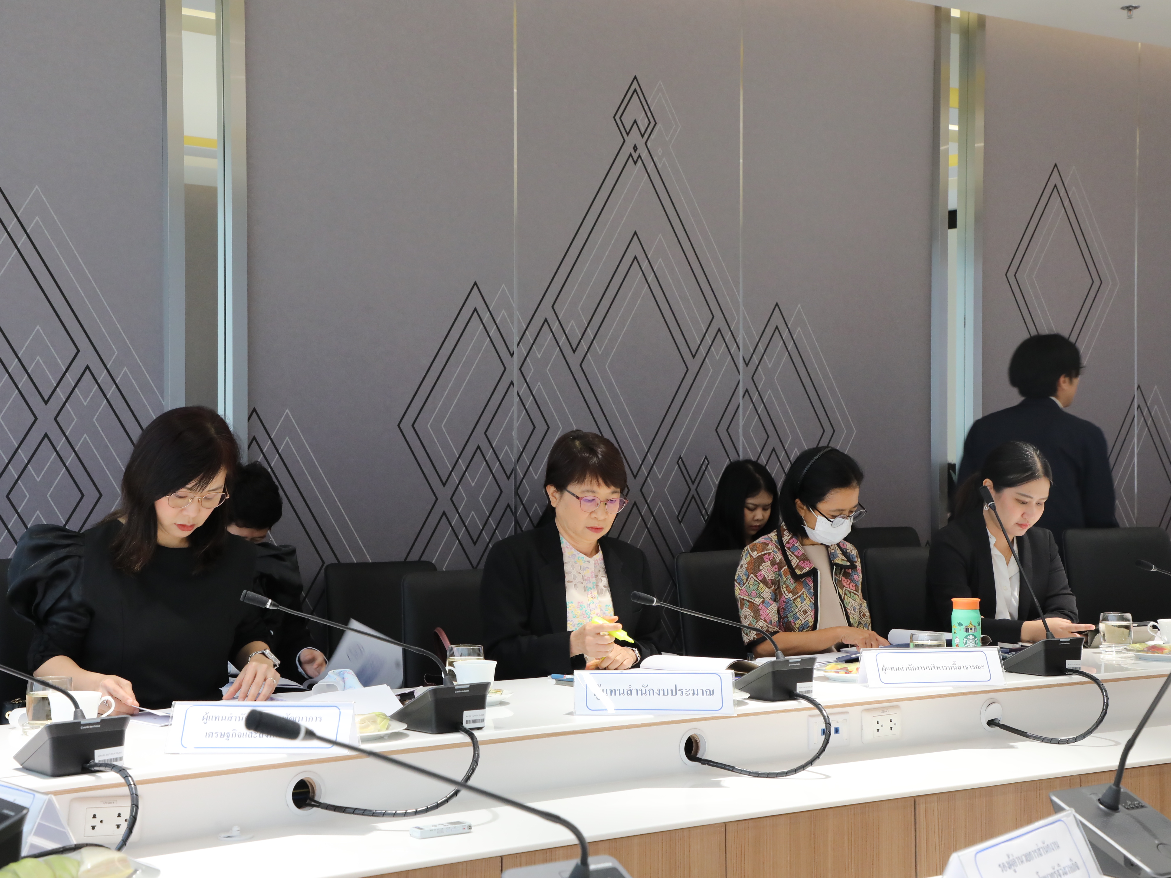 สำนักงานคณะกรรมการนโยบายรัฐวิสาหกิจ ได้จัดประชุมคณะอนุกรรมการพิจารณาแผนการจัดทำโครงการร่วมลงทุนในคณะกรรมการนโยบายการร่วมลงทุนระหว่างรัฐและเอกชน ครั้งที่ 1/2568