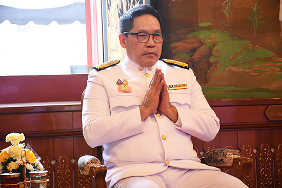 สคร. ร่วมพิธีถวายผ้าพระกฐินพระราชทานกระทรวงการคลัง ประจำปี พ.ศ. 2562