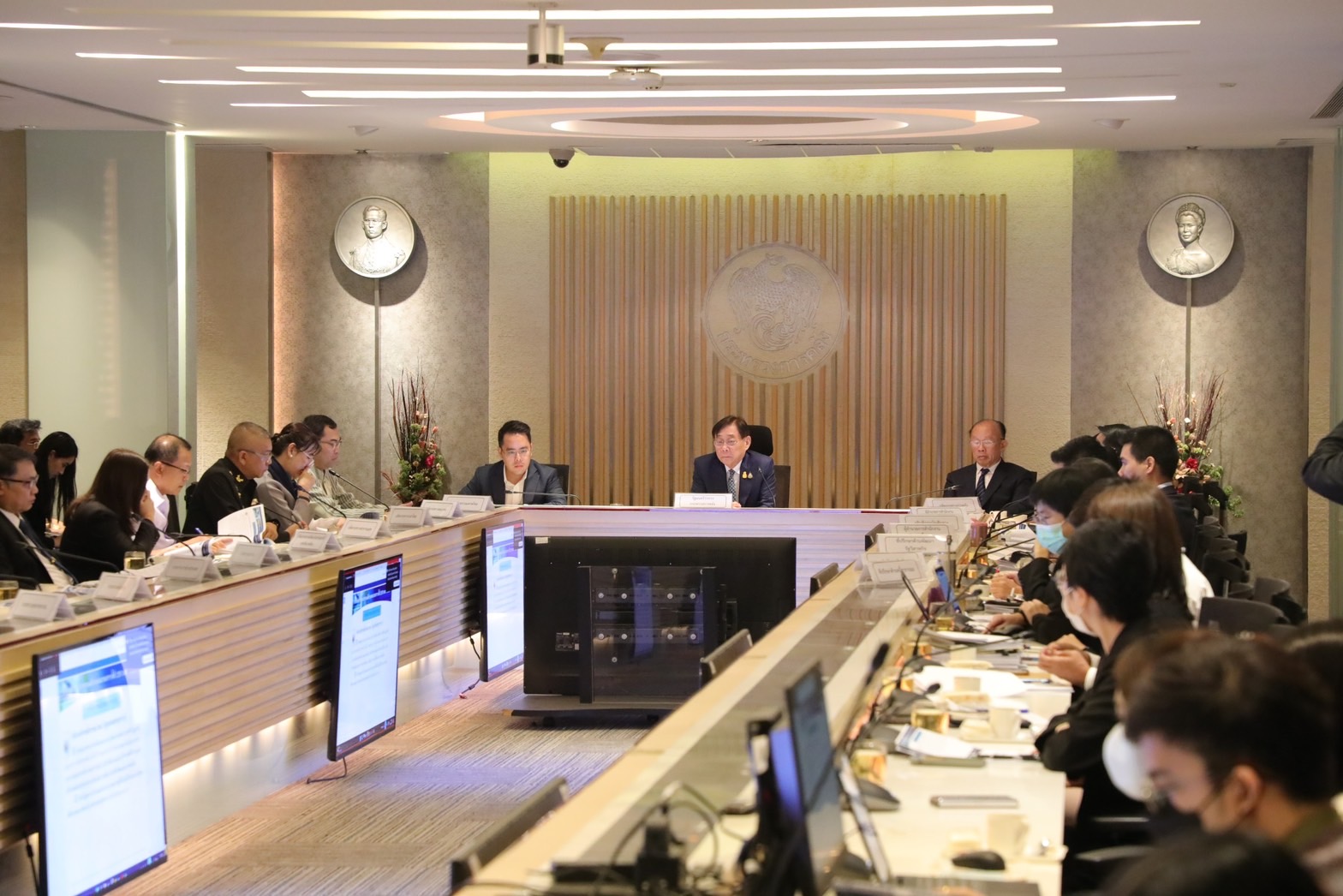 สคร. เข้าร่วมการประชุมคณะกรรมการติดตามเร่งรัดการเบิกจ่ายงบประมาณและการใช้จ่ายภาครัฐ  ครั้งที่ 3/2567