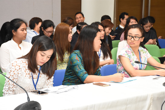บรรยากาศการมอบนโยบายการดำเนินงานปี 2560