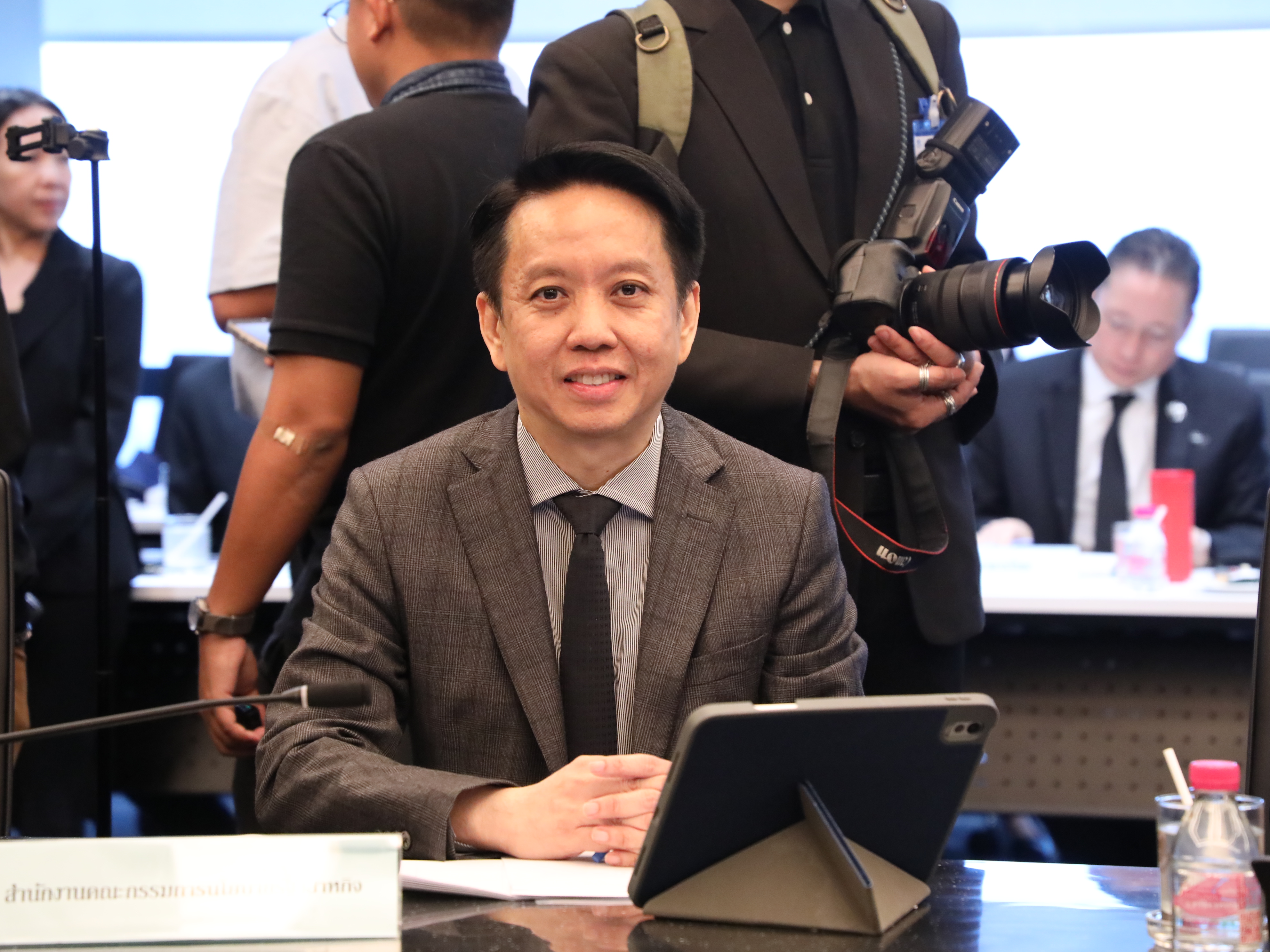 สคร. เข้าร่วมการประชุมบูรณาการเพื่อช่วยเหลือ เยียวยา และฟื้นฟูผู้ประสบอุทกภัยภาคใต้