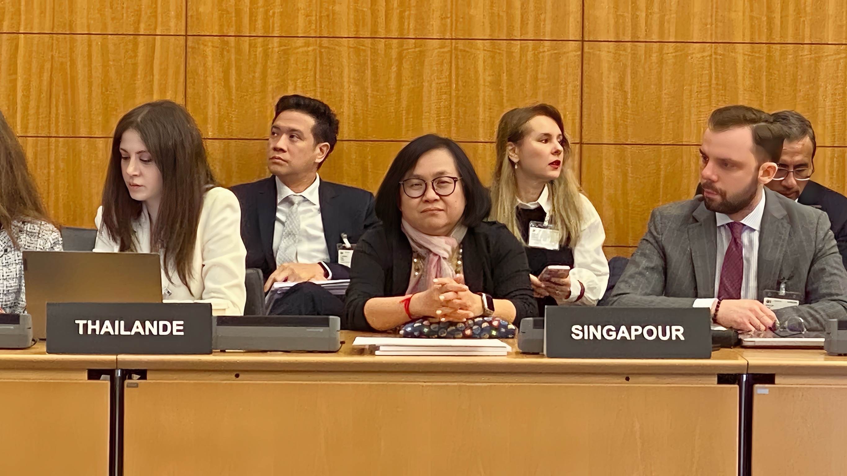 คณะผู้แทน สคร. เข้าร่วมประชุมกับคณะทำงานของ OECD ครั้งที่ ๔๒ ณ สำนักงานใหญ่ OECD  กรุงปารีส ประเทศฝรั่งเศส