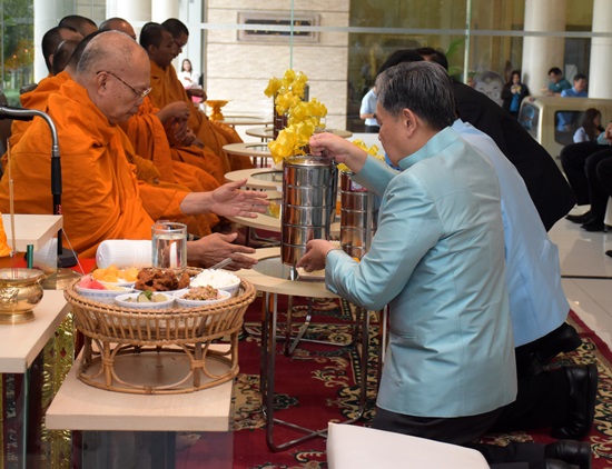 สคร.เข้าร่วมพิธีลงนามถวายพระพร เนื่องในโอกาสมหามงคลเฉลิมพระชนมพรรษา 86 พรรษา สมเด็จพระนางเจ้าสิริกิติ์ พระบรมราชินีนาถ ในรัชกาลที่ 9