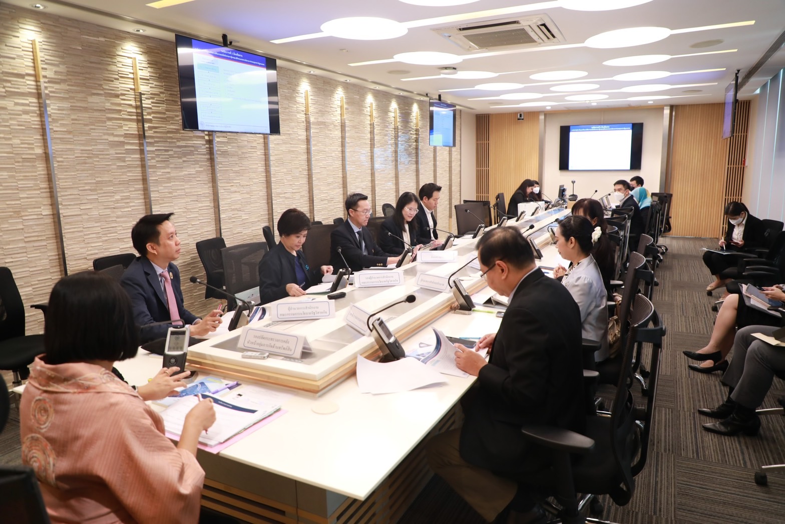 สำนักงานคณะกรรมการนโยบายรัฐวิสาหกิจ (สคร.) ได้จัดการประชุมคณะกรรมการสรรหากรรมการผู้ทรงคุณวุฒิในคณะกรรมการนโยบายการร่วมลงทุนระหว่างรัฐและเอกชน ครั้งที่ 2/2567 