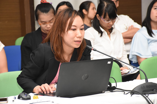 บรรยากาศการมอบนโยบายการดำเนินงานปี 2560