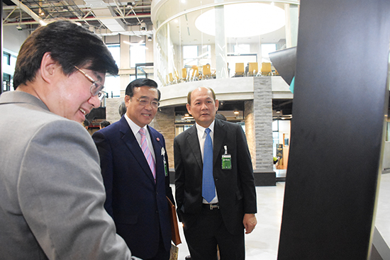 สคร. จัดศึกษาดูงานด้าน Blockchain ของธ.กสิกร