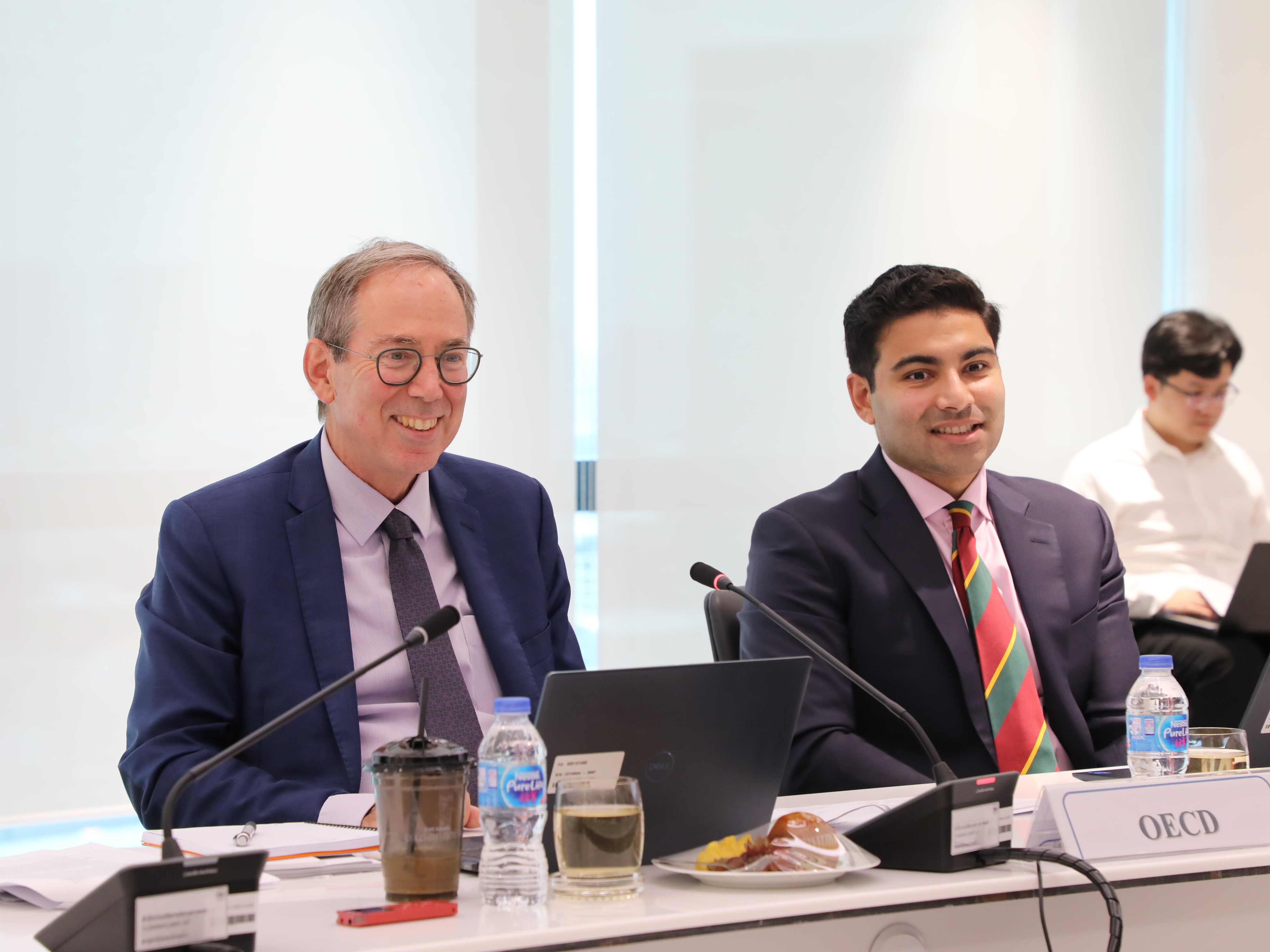 Road to OECD Accession Processการประชุมหารือระหว่างผู้แทน OECD และ สคร. 