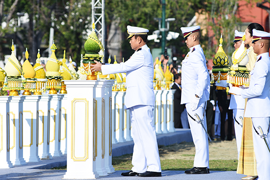 สคร. เข้าร่วมพิธีถวายพานพุ่มดอกไม้ราชสักการะ ถวายราชสดุดีและถวายบังคม เนื่องในวันคล้ายวันพระบรมราชสมภพในหลวงรัชกาลที่ 9