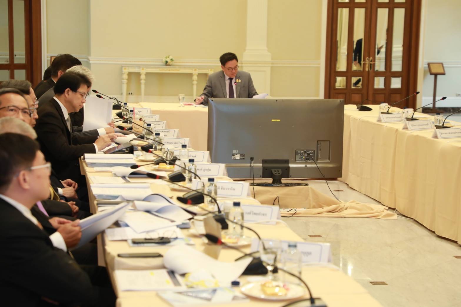 คณะกรรมการ PPP เห็นชอบโครงการท่าเรือ B3 B4 B5 ท่าเรือแหลมฉบัง  มูลค่าลงทุน 1.8 หมื่นล้านบาท และปรับปรุงแผนการจัดทำโครงการร่วมลงทุน  ปี 2563 - 2570 มูลค่าลงทุนรวม 1.19 ล้านล้านบาท