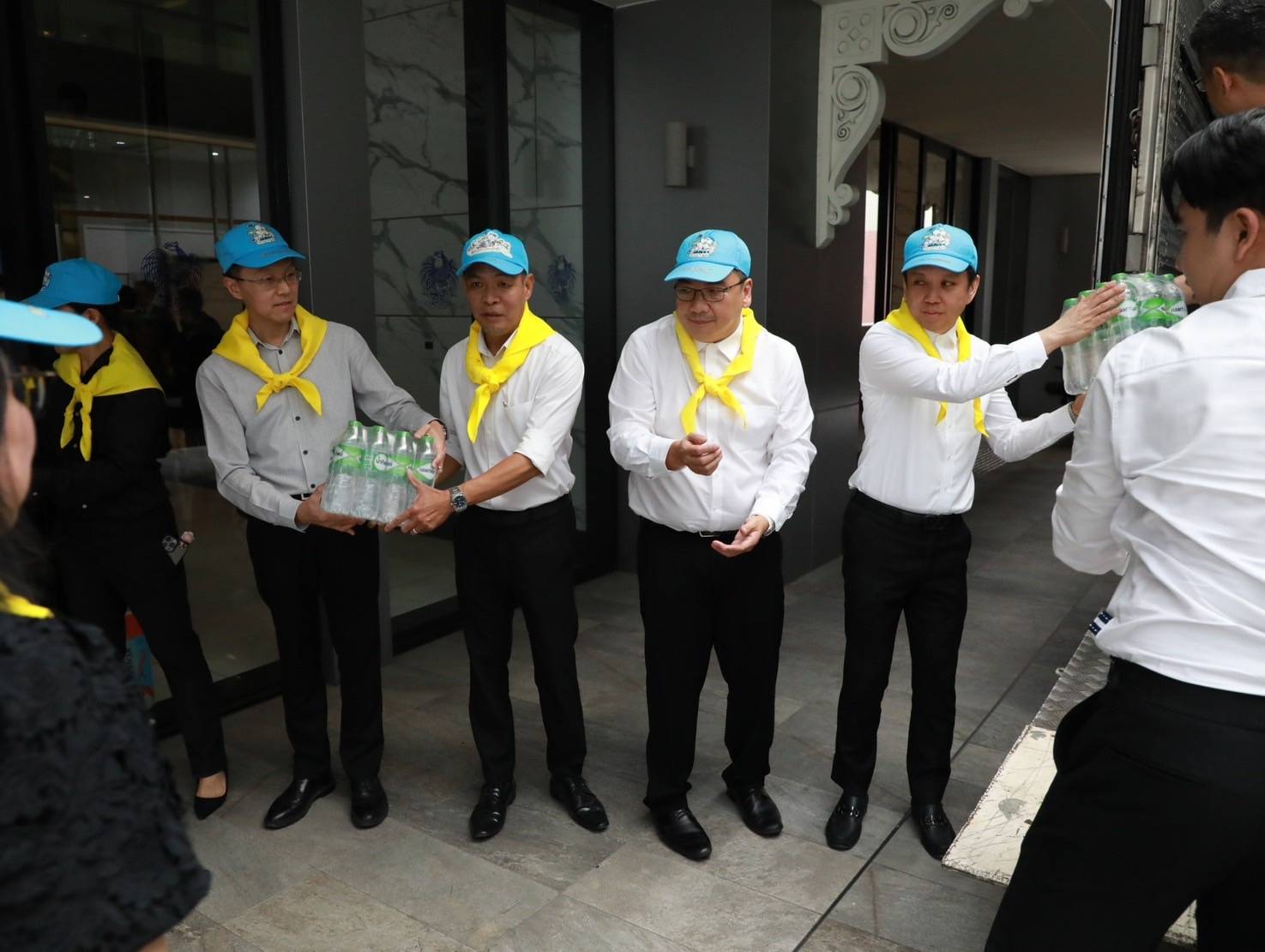 สคร. เข้าร่วมกิจกรรมจิตอาสาบำเพ็ญประโยชน์และบำเพ็ญสาธารณกุศลเนื่องในวันคล้ายวันพระบรมราชสมภพ พระบาทสมเด็จพระบรมชนกาธิเบศร มหาภูมิพลอดุลยเดชมหาราช บรมนาถบพิตร วันชาติ และวันพ่อแห่งชาติ 5 ธันวาคม 2568