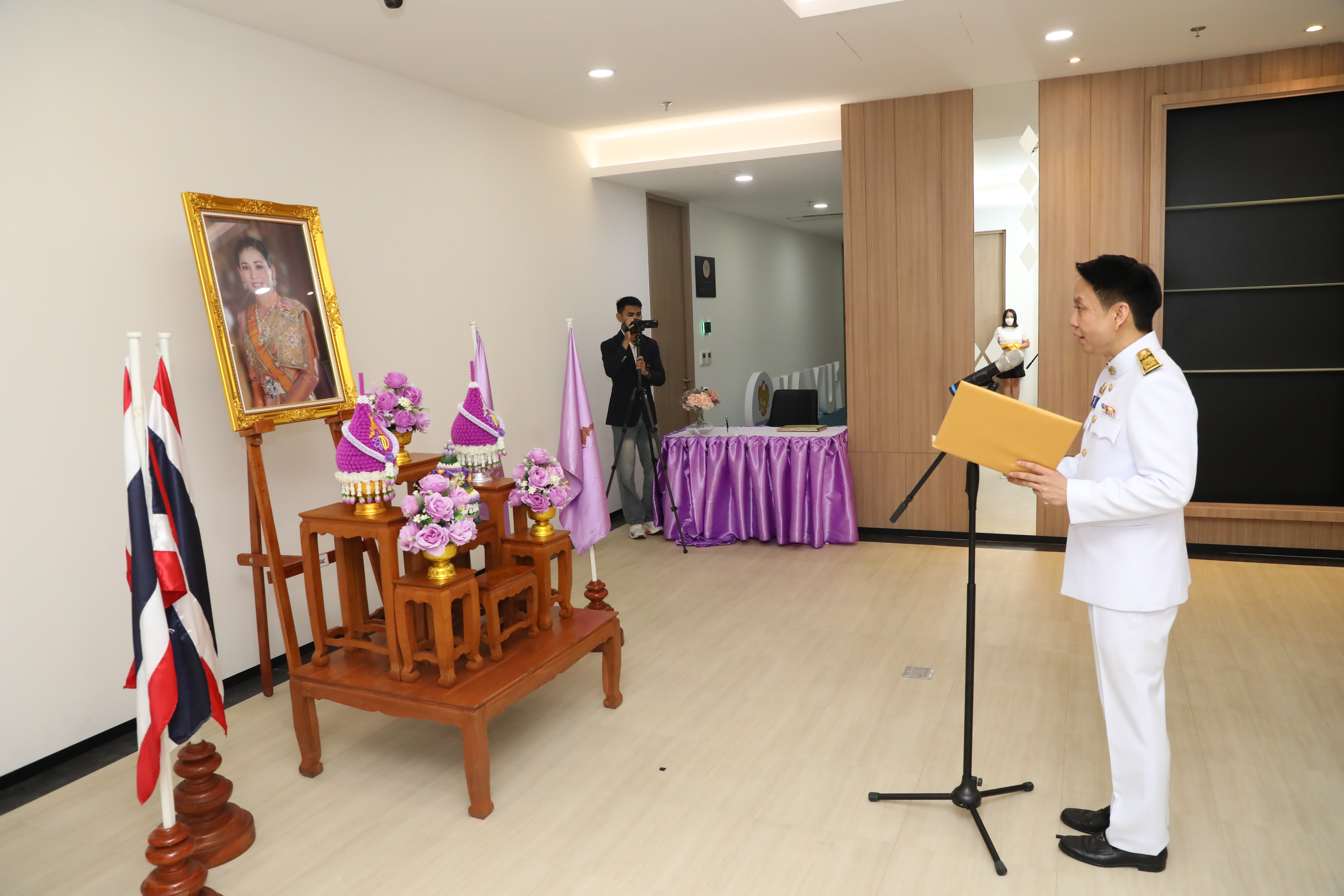 สำนักงานคณะกรรมการนโยบายรัฐวิสาหกิจ จัดพิธีถวายพระพรชัยมงคล สมเด็จพระนางเจ้าสุทิดา พัชรสุธาพิมลลักษณ พระบรมราชินี เนื่องในโอกาสวันเฉลิมพระชนมพรรษา 3 มิถุนายน 2568