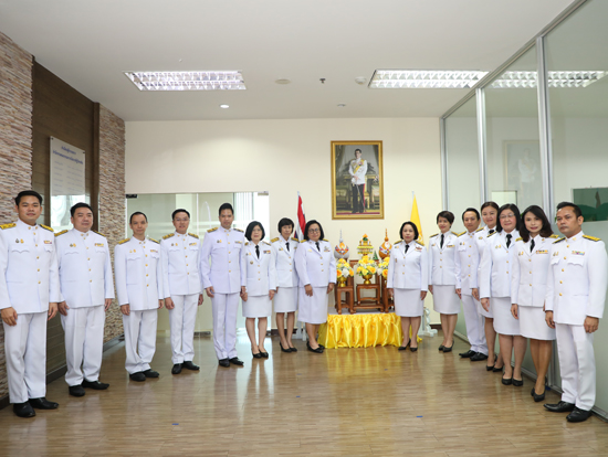 สคร. จัดพิธีถวายพระพรชัยมงคล เเละพิธีถวายสัตย์ปฏิญาณเพื่อเป็นข้าราชการที่ดีเเละพลังของเเผ่นดิน เนื่องในโอกาสวันเฉลิมพระชนมพรรษา พระบาทสมเด็จพระเจ้าอยู่หัว 28 กรกฎาคม 2566