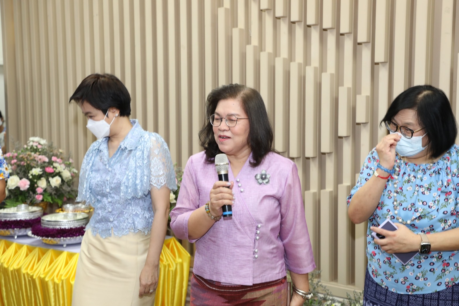 สคร. จัดพิธีสรงน้ำพระ เนื่องในวันสงกรานต์ พุทธศักราช ๒๕๖๗ 