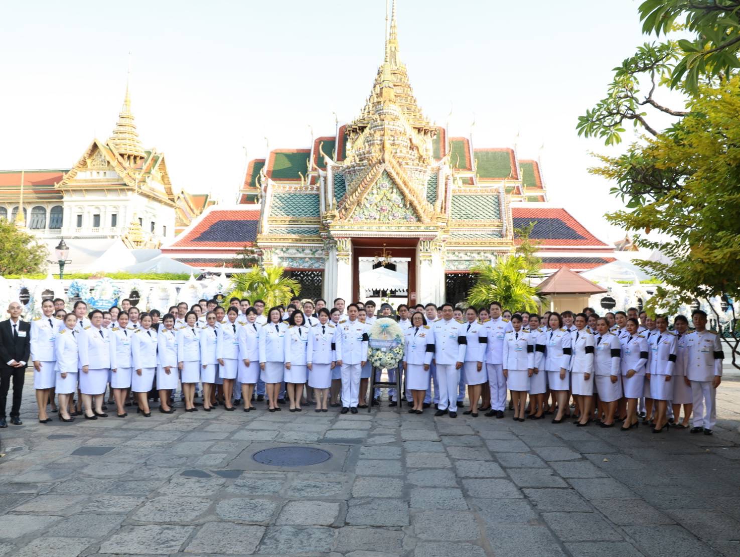 สำนักงานคณะกรรมการนโยบายรัฐวิสาหกิจ เป็นเจ้าภาพพระพิธีธรรมสวดพระอภิธรรมพระบรมศพ สมเด็จพระนางเจ้าสิริกิติ์ พระบรมราชินีนาถ พระบรมราชชนนีพันปีหลวง