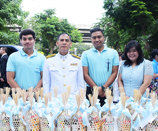 สคร.ร่วมพิธีทำบุญตักบาตรพระสงฆ์และพิธีลงนามถวายพระพร เนื่องในโอกาสวันเฉลิมพระชนมพรรษา สมเด็จพระบรมราชชนนีพันปีหลวง