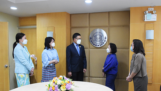 สคร. ร่วมแสดงความยินดีกับนายประภาศ คงเอียดเนื่องในโอกาสเข้าดำรงตำแหน่งอธิบดีกรมธนารักษ์