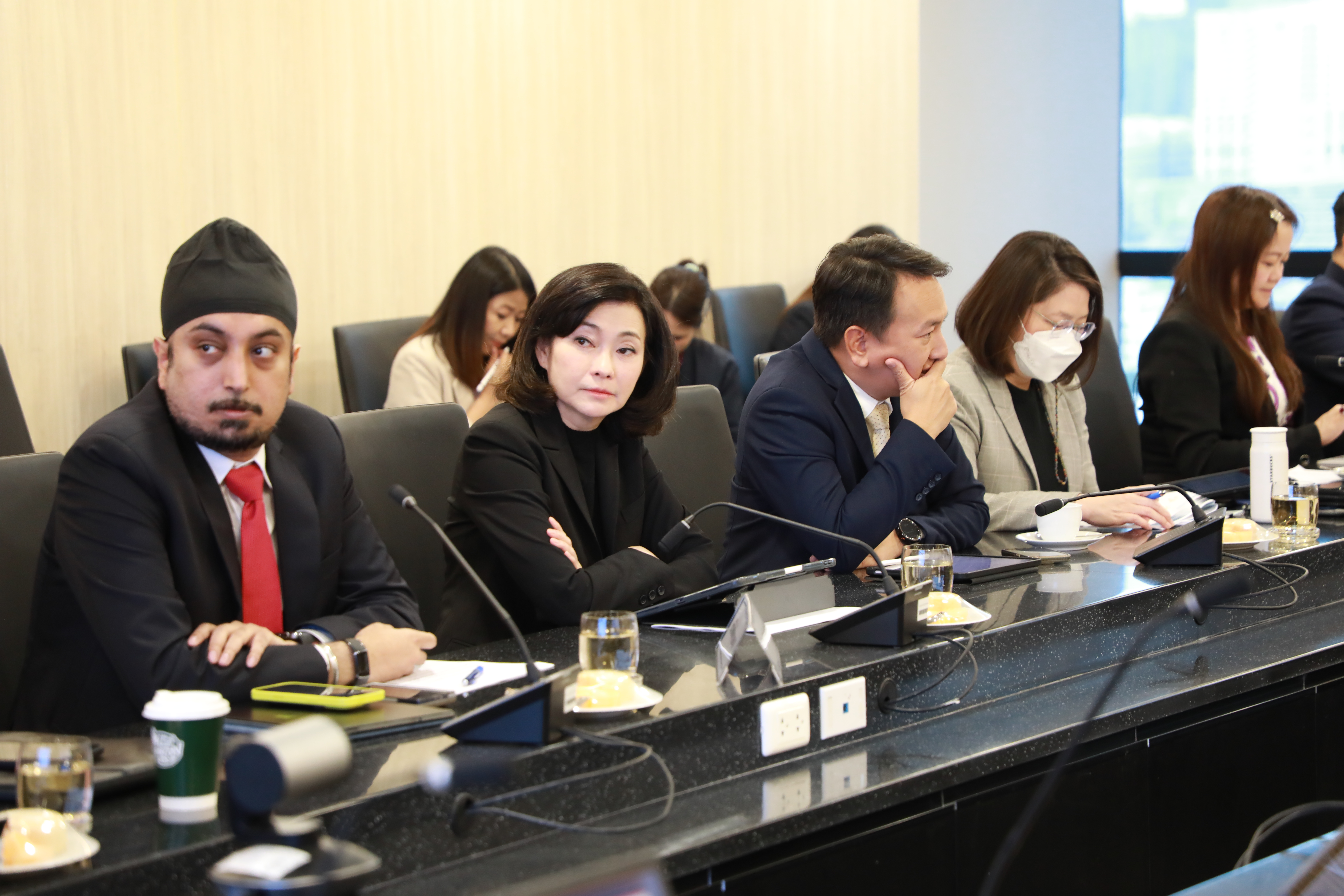 สำนักงานคณะกรรมการนโยบายรัฐวิสาหกิจ ได้จัดการประชุมคณะอนุกรรมการเพื่อสนับสนุนการดำเนินงานของคณะกรรมการขับเคลื่อนการลงทุนตามนโยบายรถไฟฟ้าอัตราเดียวตลอดสาย ครั้งที่ 1/2568