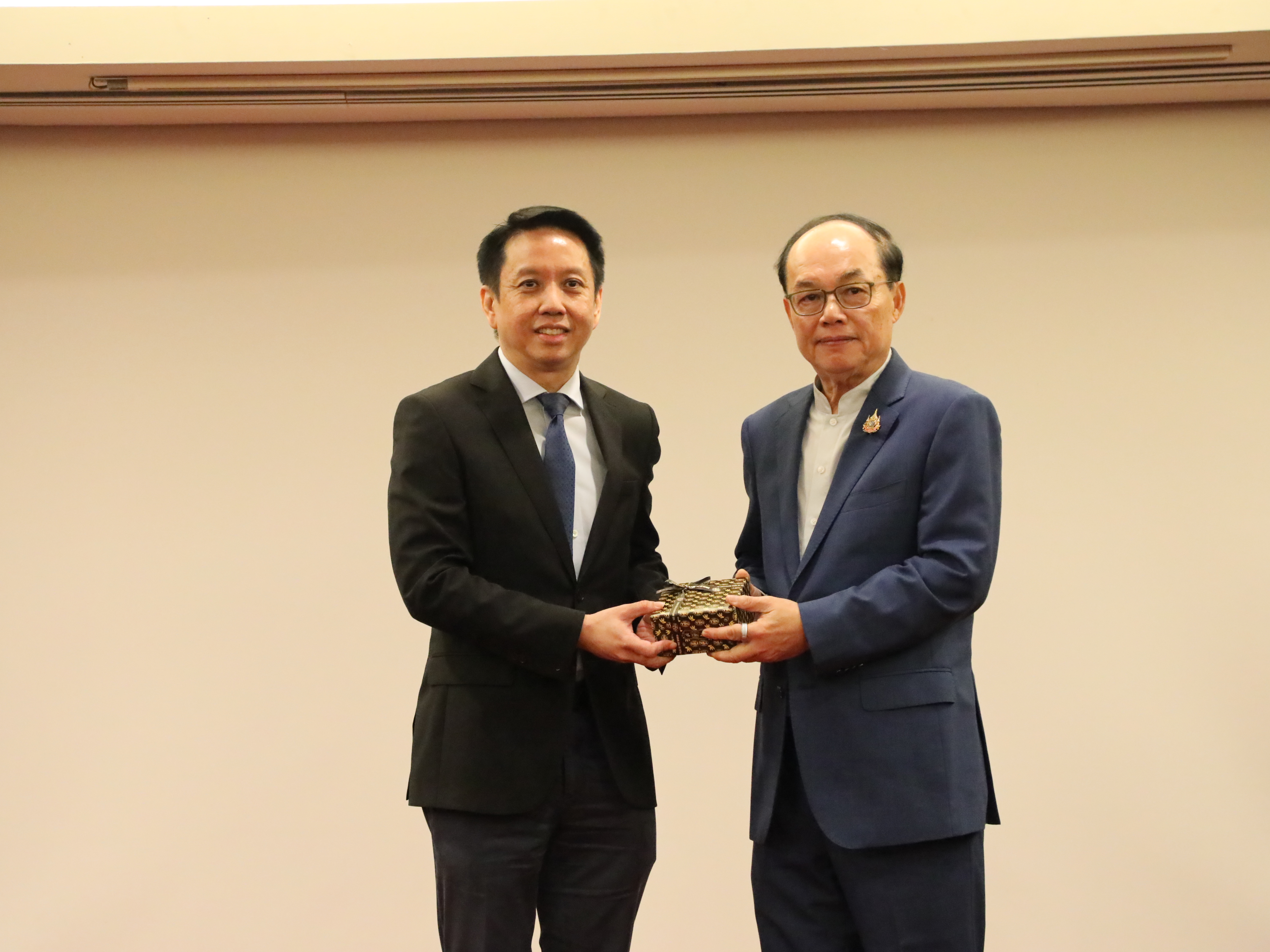 สำนักงานคณะกรรมการนโยบายรัฐวิสาหกิจ จัดอบรมผู้บริหารสูงสุดของรัฐวิสาหกิจ ภายใต้หลักสูตร  “ยกระดับการบริหารจัดการรัฐวิสาหกิจตามระบบประเมินผล” (SOE PRO)