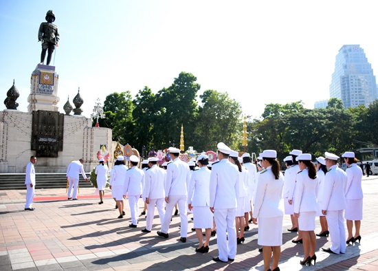สคร.ร่วมพิธีวางพวงมาลาถวายราชสักการะพระบรมราชานุสรณ์ พระบาทสมเด็จพระมงกุฎเกล้าเจ้าอยู่หัว รัชกาลที่ 6