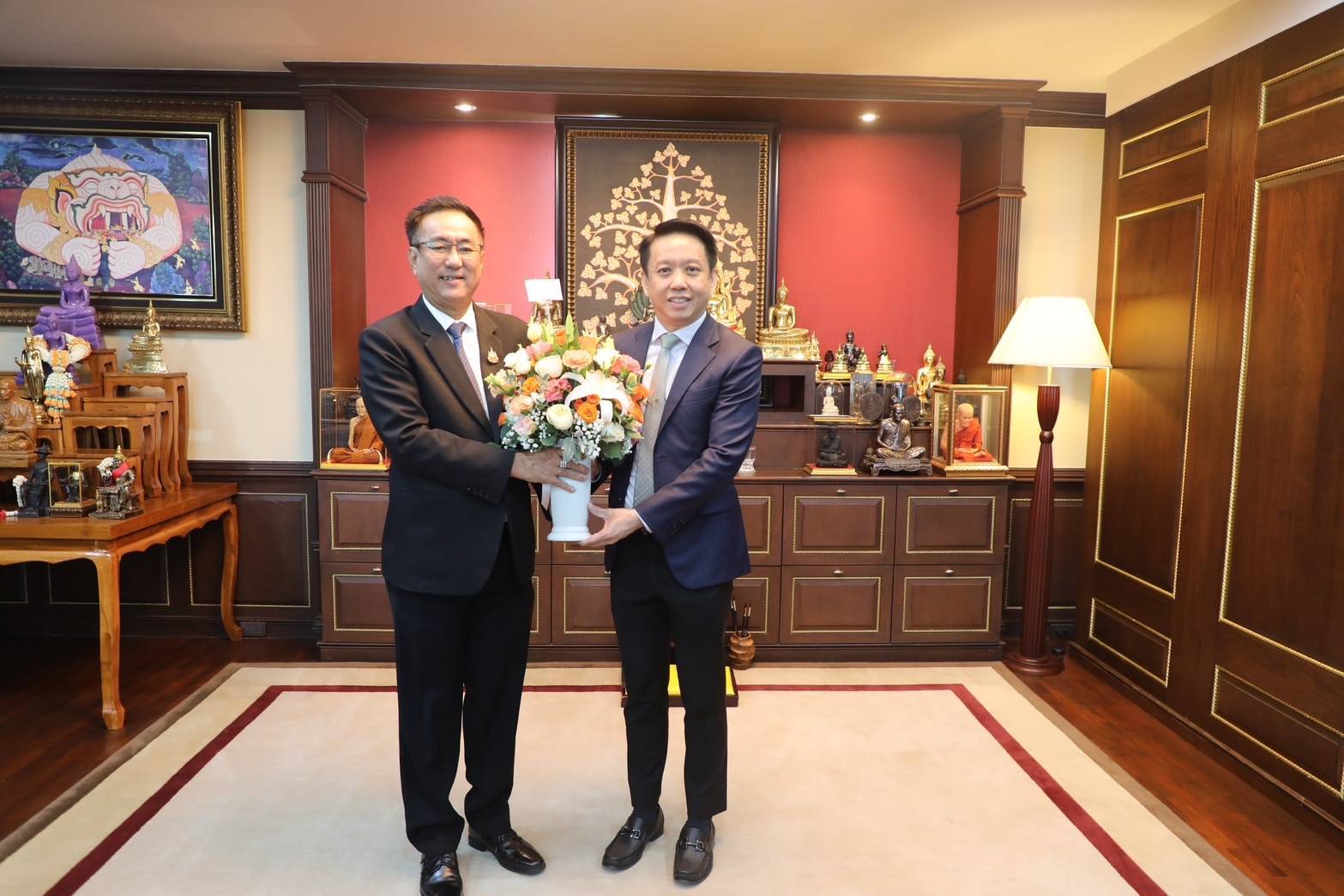 สำนักงานคณะกรรมการนโยบายรัฐวิสาหกิจ ร่วมแสดงความยินดีพร้อมทั้งรับมอบนโยบายแนวทางการประชุมคณะอนุกรรมการด้านกฎหมาย เนื่องในโอกาสนายอิทธิพร แก้วทิพย์ เข้ารับตำแหน่งอัยการสูงสุด