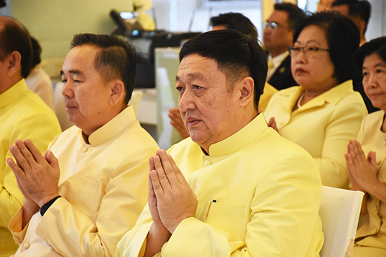 สคร. ร่วมพิธีทำบุญตักบาตรเนื่องในโอกาสขึ้นปีใหม่ ประจำปี 2563 ของกระทรวงการคลัง